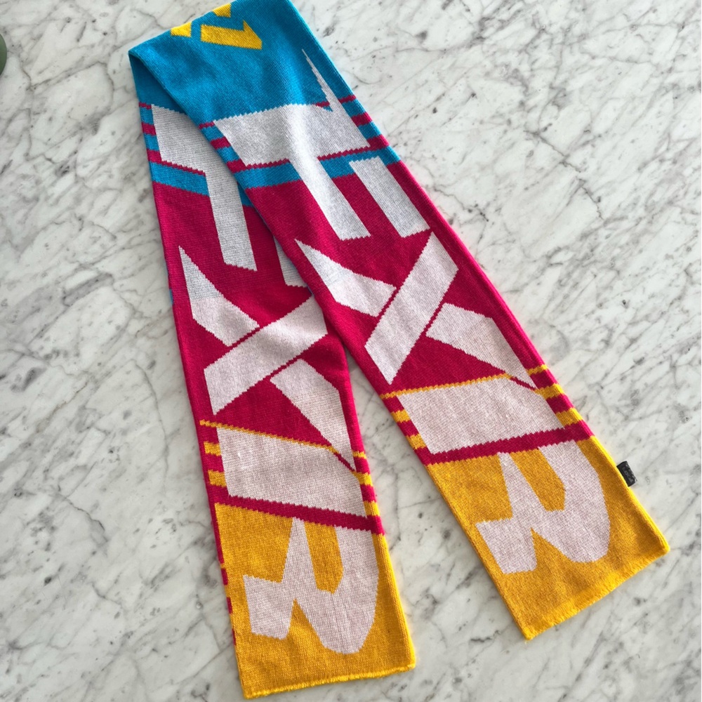 FXR scarf